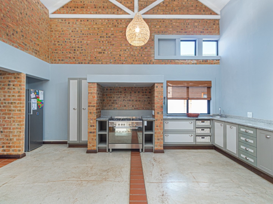 3 Bedroom Property for Sale in The Coves North West